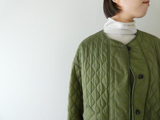yuni(ユニ イズ ライク ア フラワー トゥー ミー) ナイロン evodown quilting ジャケットの商品画像2