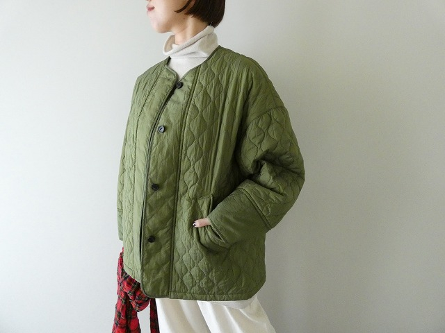 yuni(ユニ イズ ライク ア フラワー トゥー ミー) ナイロン evodown quilting ジャケットの商品画像3