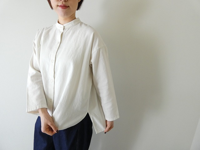 evam eva(エヴァムエヴァ) cotton wool band collar shirtの商品画像5
