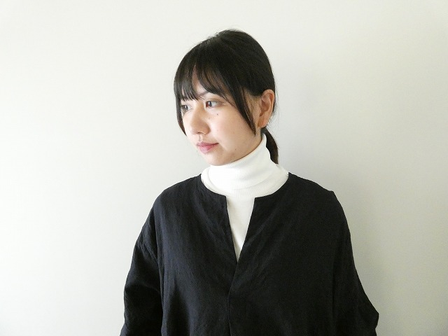 Veritecoeur(ヴェリテクール) ウールリネンスキッパーワンピースの商品画像2