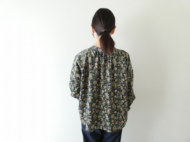 sosotto(ソソット) リバティコーデュロイ2WAYスタンドブラウスの商品画像13