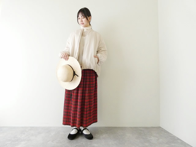 mao made(マオメイド) ノーカラーバルーンシルエットのブルゾンの商品画像1