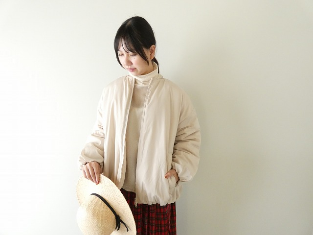 mao made(マオメイド) ノーカラーバルーンシルエットのブルゾンの商品画像2