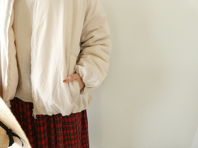 mao made(マオメイド) ノーカラーバルーンシルエットのブルゾンの商品画像5