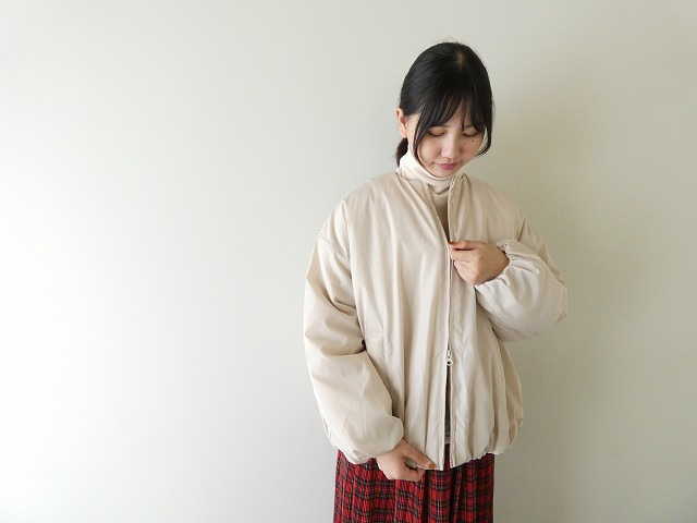 mao made(マオメイド) ノーカラーバルーンシルエットのブルゾンの商品画像9
