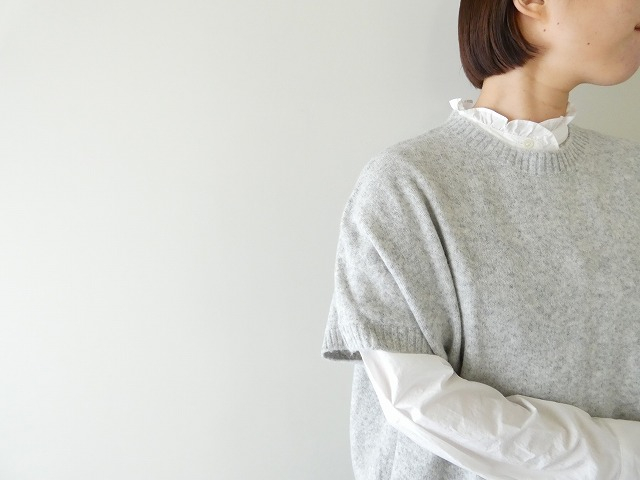 MidiUmi(ミディウミ) クルーネックコクーンベストの商品画像2