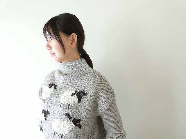 ina(イナ) ペルーニット ひつじのボトルネックベストの商品画像3