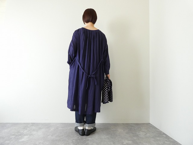 SOIL(ソイル) 60s COTTON TWILL PLAIN GATHERED SMOCK DRESS 60sコットンツイルプレーンギャザースモックドレスの商品画像2