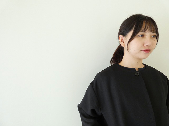 ichi(イチ) ポリエステルノーカラージャケットの商品画像3