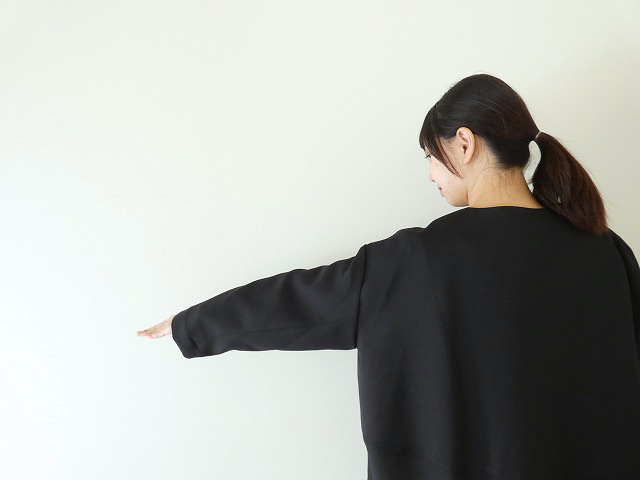 ichi(イチ) ポリエステルノーカラージャケットの商品画像4