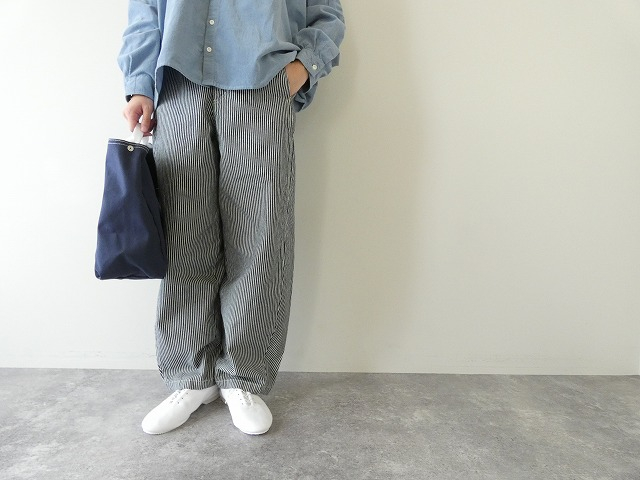 NATURAL LAUNDRY(ナチュラルランドリー) 10ozデニム  クロップドコームパンツの商品画像1