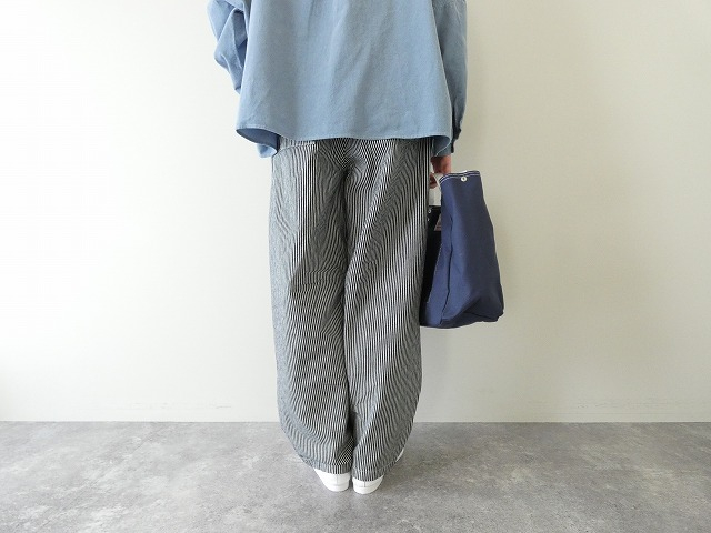 NATURAL LAUNDRY(ナチュラルランドリー) 10ozデニム  クロップドコームパンツの商品画像2