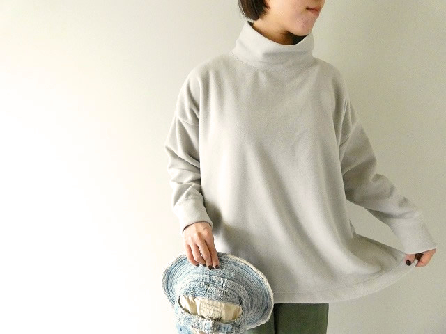 grin(グリン) イタリアンフリース ハイカラープルオーバーの商品画像1