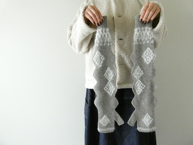 KAPITAL(キャピタル) 10GウールGIZAGIZAアームウォーマーの商品画像1