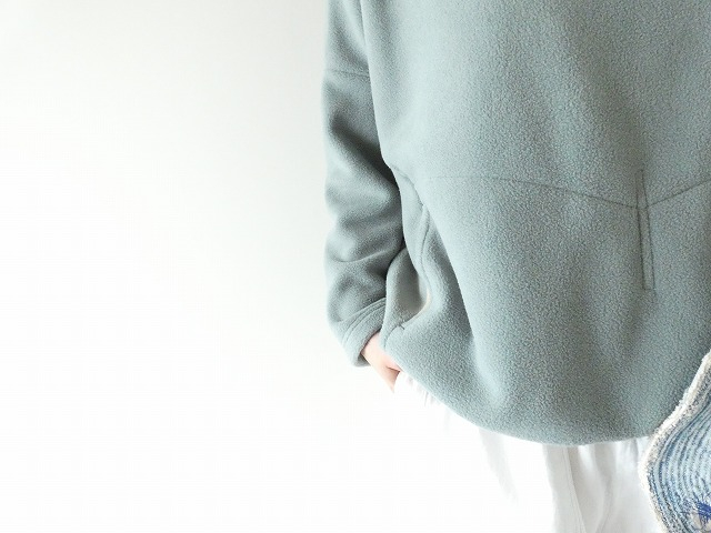 快晴堂(かいせいどう) Girl's・軽くあたたかいフリースのインナーWide裾すぼまりプルオーバーの商品画像4