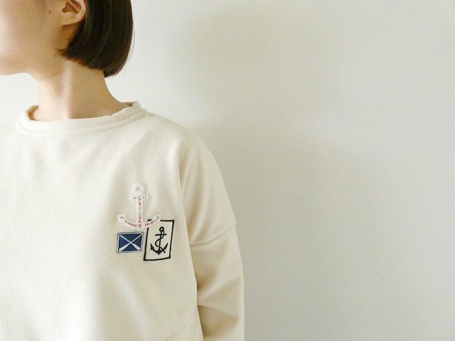 快晴堂(かいせいどう) Girl's・軽くあたたかいフリースのインナーWide裾すぼまりワッペンペタペタプルオーバーの商品画像2