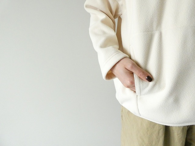 快晴堂(かいせいどう) Girl's・軽くあたたかいフリースのインナーWide裾すぼまりワッペンペタペタプルオーバーの商品画像4