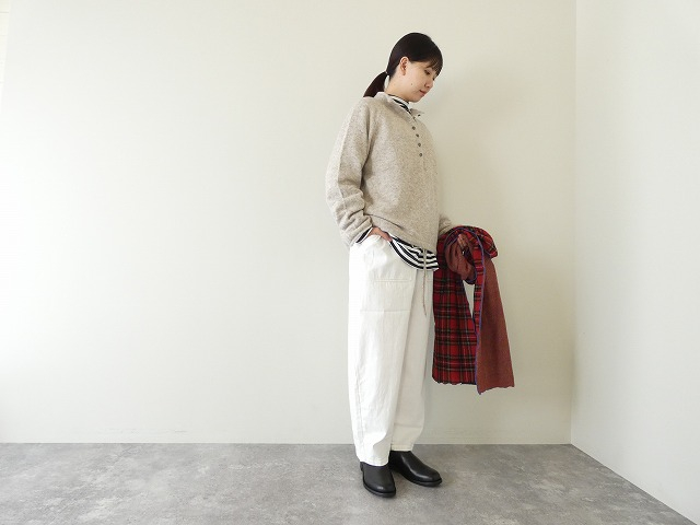 mao made(マオメイド) もちもちふんわりヤクフィール モックネックヘンリーネックプルオーバーの商品画像2