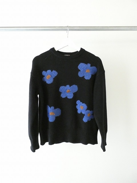 mao made(マオメイド) ちょい分厚め やわらかコットン　ざっくりお花刺繍プルオーバーの商品画像3