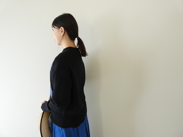 mao made(マオメイド) ちょい分厚め やわらかコットン　ざっくりお花刺繍プルオーバーの商品画像4