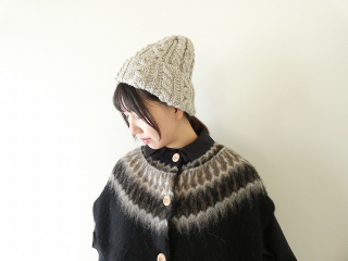 mao made(マオメイド) もふもふブラッシュヤーン クルーネック求心ジャガードベストの商品画像16