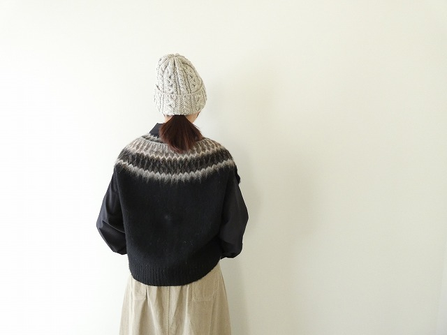 mao made(マオメイド) もふもふブラッシュヤーン クルーネック求心ジャガードベストの商品画像4