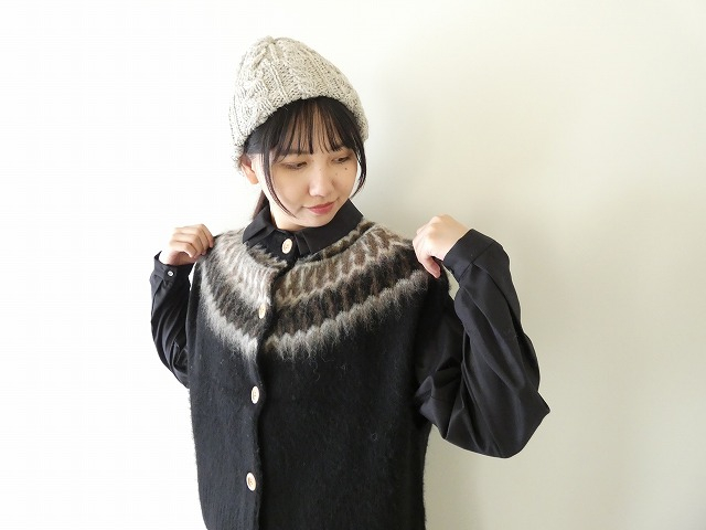 mao made(マオメイド) もふもふブラッシュヤーン クルーネック求心ジャガードベストの商品画像6