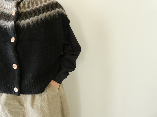 mao made(マオメイド) もふもふブラッシュヤーン クルーネック求心ジャガードベストの商品画像8