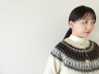 mao made(マオメイド) もふもふブラッシュヤーン クルーネック求心ジャガードカーディガンの商品画像16