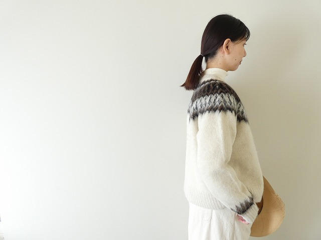 mao made(マオメイド) もふもふブラッシュヤーン クルーネック求心ジャガードカーディガンの商品画像6