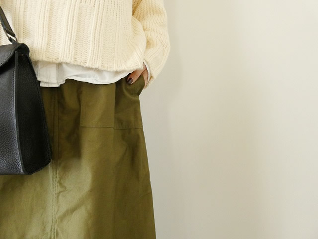 NARU ムラ糸ミリタリーバッグサテンベイカースカートの商品画像3