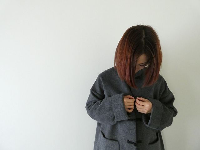 I am I in fact...(アイアムアイ インファクト) ウールチャイナコートの商品画像2