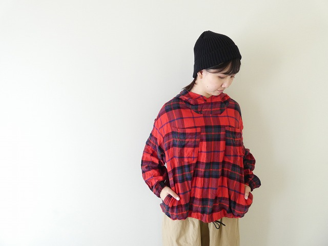 LAITERIE(レイトリー) シャーリング起毛チェックアノラックの商品画像1