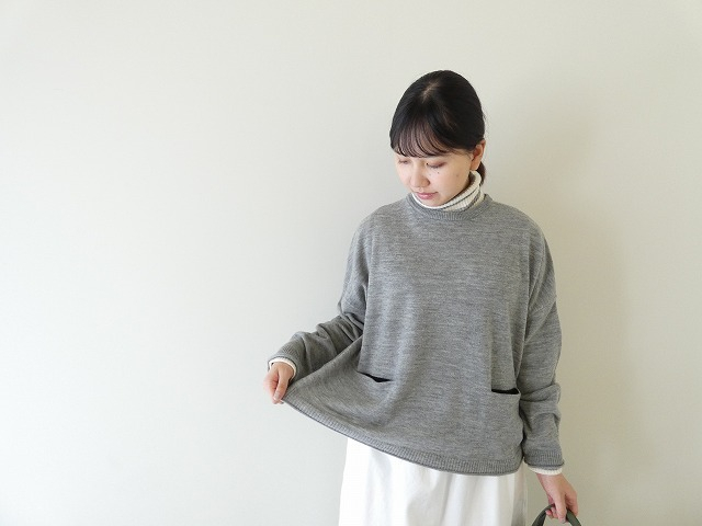 mao made(マオメイド) ちらり配色ポケット付ワイドプルオーバーの商品画像1