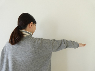 mao made(マオメイド) ちらり配色ポケット付ワイドプルオーバーの商品画像17