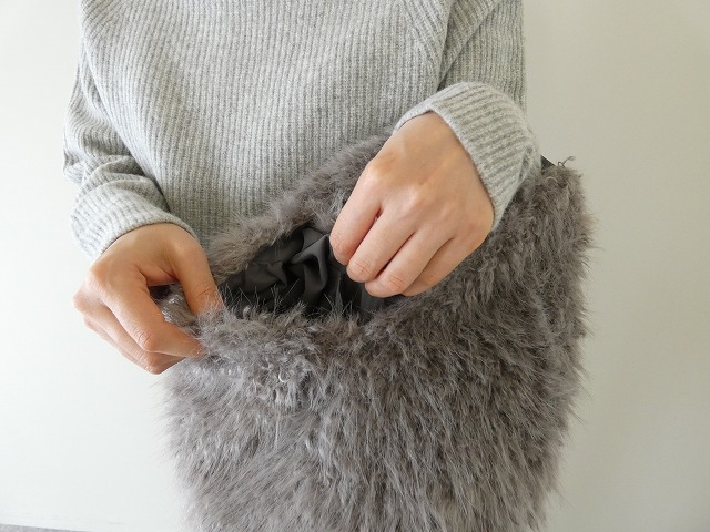 shs 軽さが魅力 シャギーファーのボリュームバッグの商品画像3