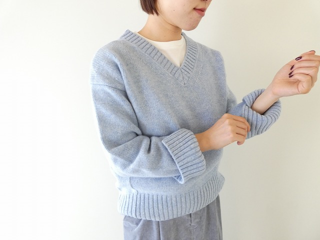 MACPHEE(マカフィー) ラムカシミヤ Vネックプルオーバーの商品画像1