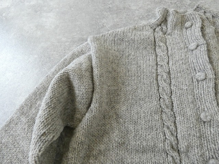 Hands of creation(ハンズオブクリエイション) ペルーのローゲージニット家庭機細ケーブルカーディガンの商品画像47