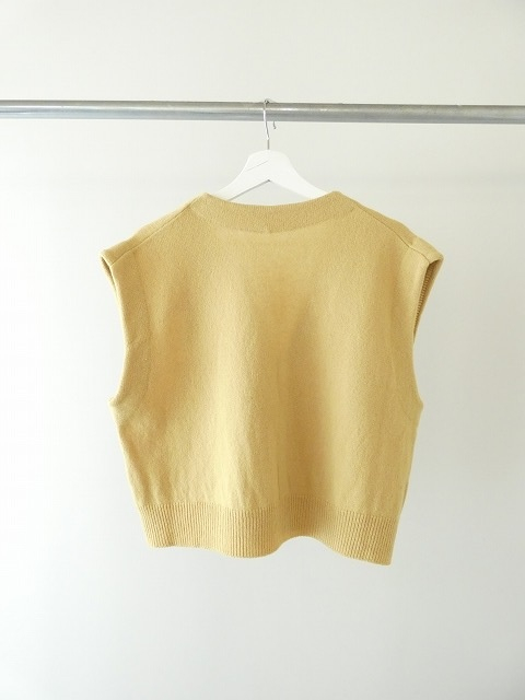 NARU タスマニアラムクロップドカーディーベストの商品画像12