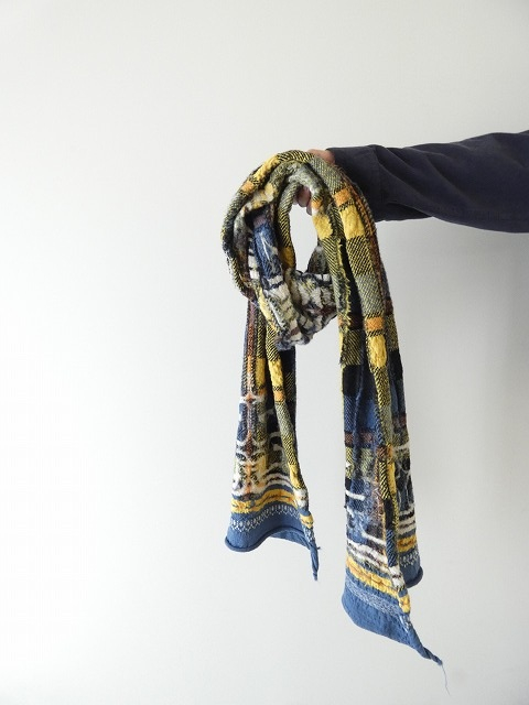 KAPITAL(キャピタル) 縮絨ウール タータンアイヌHAPPYマフラーの商品画像3