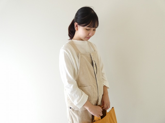 快晴堂(かいせいどう) HAYATE・TOPベージュのコール天 オーバーオールベストの商品画像2