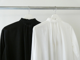 MidiUmi(ミディウミ) フリルカラーギャザーネックシャツの商品画像18