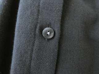 MidiUmi(ミディウミ) フリルカラーギャザーネックシャツの商品画像31