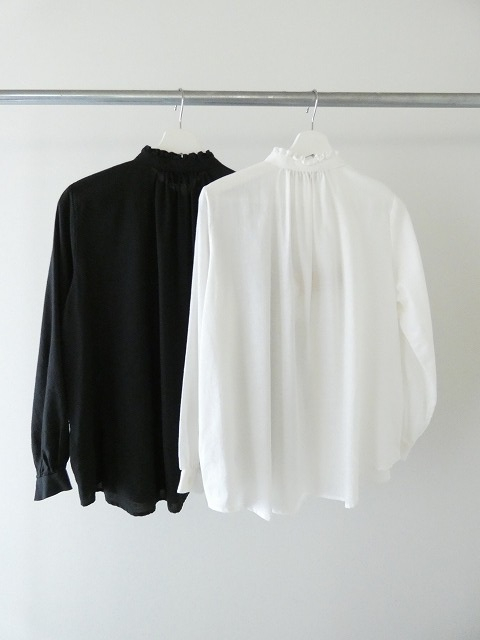 MidiUmi(ミディウミ) フリルカラーギャザーネックシャツの商品画像9