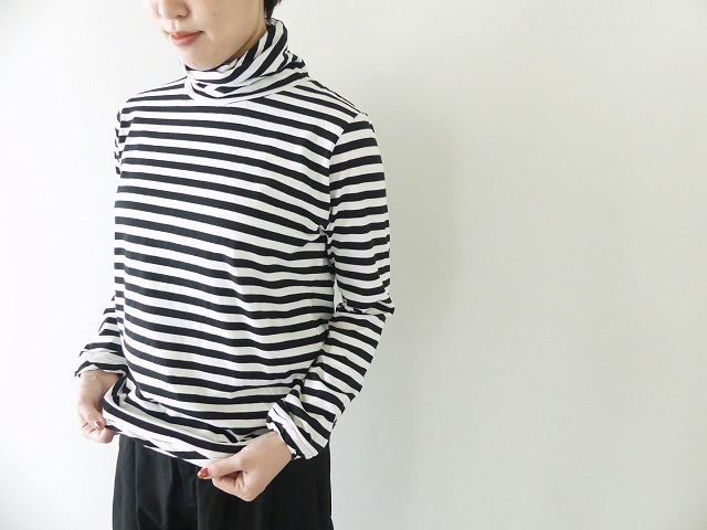 sabbatum(サバタム) ナチュラルソフト天竺ボーダーツイストタートルプルオーバーの商品画像1