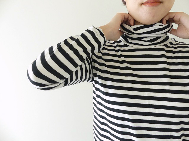 sabbatum(サバタム) ナチュラルソフト天竺ボーダーツイストタートルプルオーバーの商品画像4