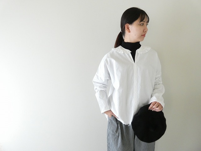 homspun(ホームスパン) バルキーシーチング薄手フリルプルオーバーブラウスの商品画像7