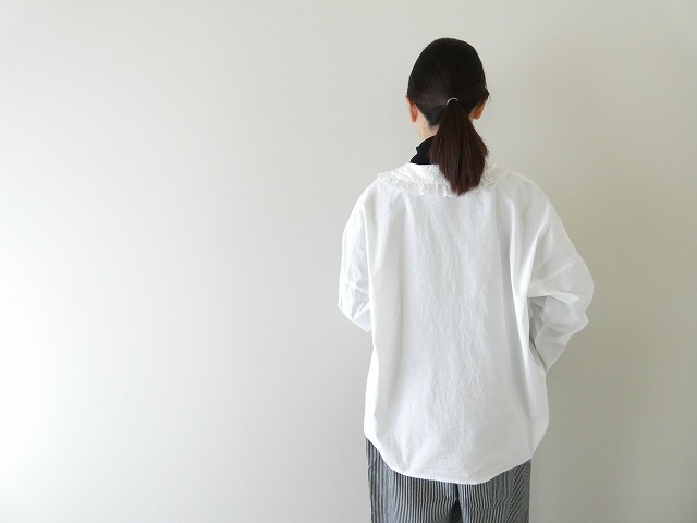 homspun(ホームスパン) バルキーシーチング薄手フリルプルオーバーブラウスの商品画像9