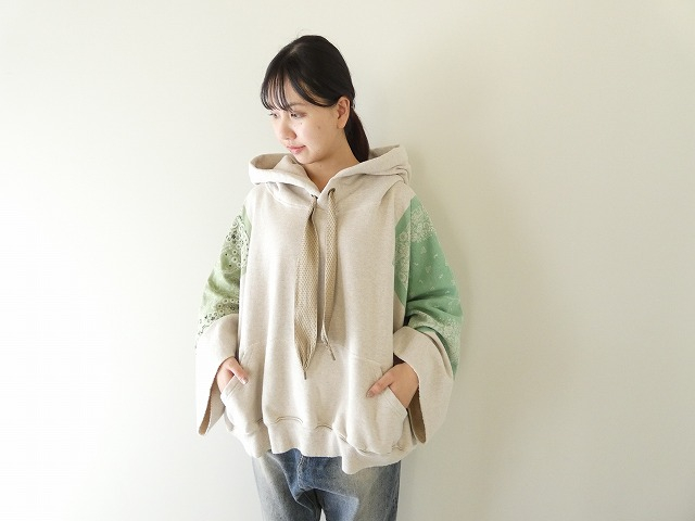 KAPITAL(キャピタル) TOP裏毛バンダナデビルフードパーカーの商品画像1