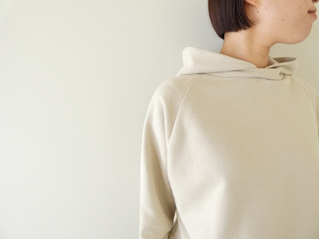 mao made(マオメイド) やわらかスウェード裏毛ラグランパーカの商品画像4